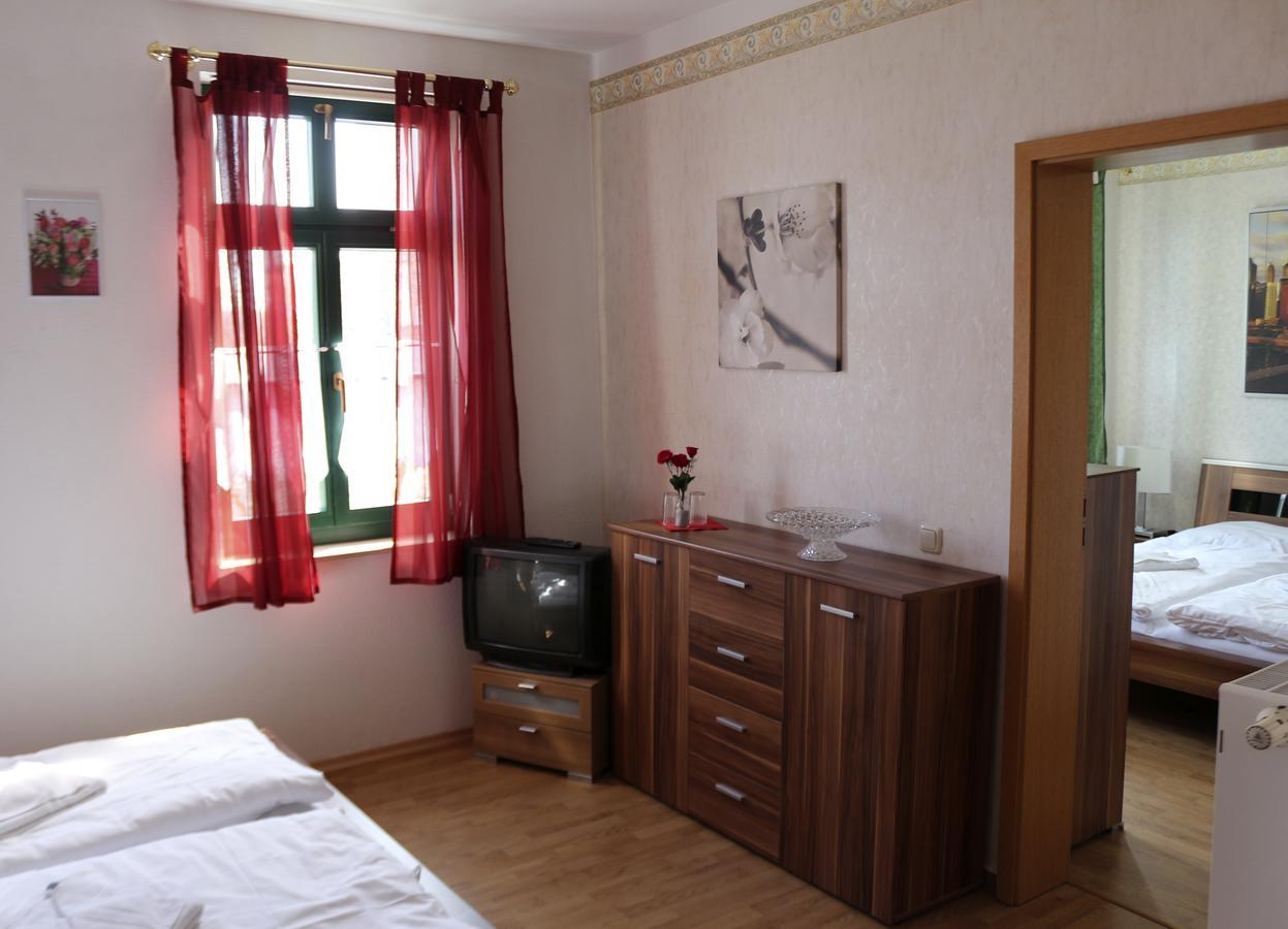Gasthaus & Pension "Zur Rose" Weimar  Luaran gambar