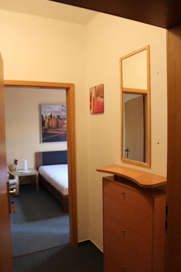 Gasthaus & Pension "Zur Rose" Weimar  Luaran gambar
